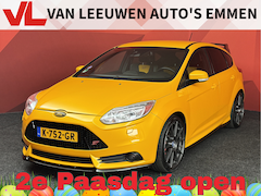 Ford Focus - 2.0 EcoBoost ST-3 | Bull-X | Stoelverwarming | Recaro