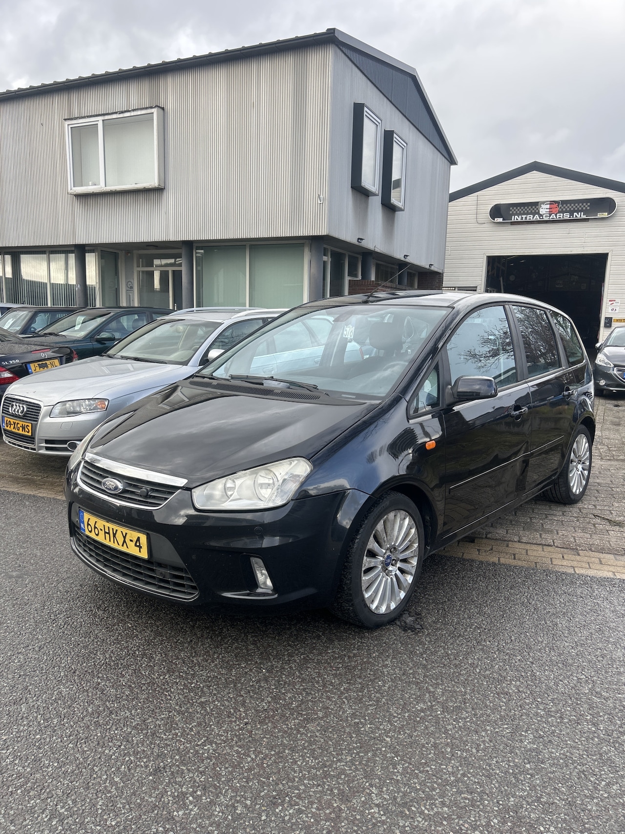 Ford C-Max - 1.8-16V Titanium Flexifuel Keyless go,Clima,Navigatie Enz. Goed rijdende C-max met Apk t/m - AutoWereld.nl