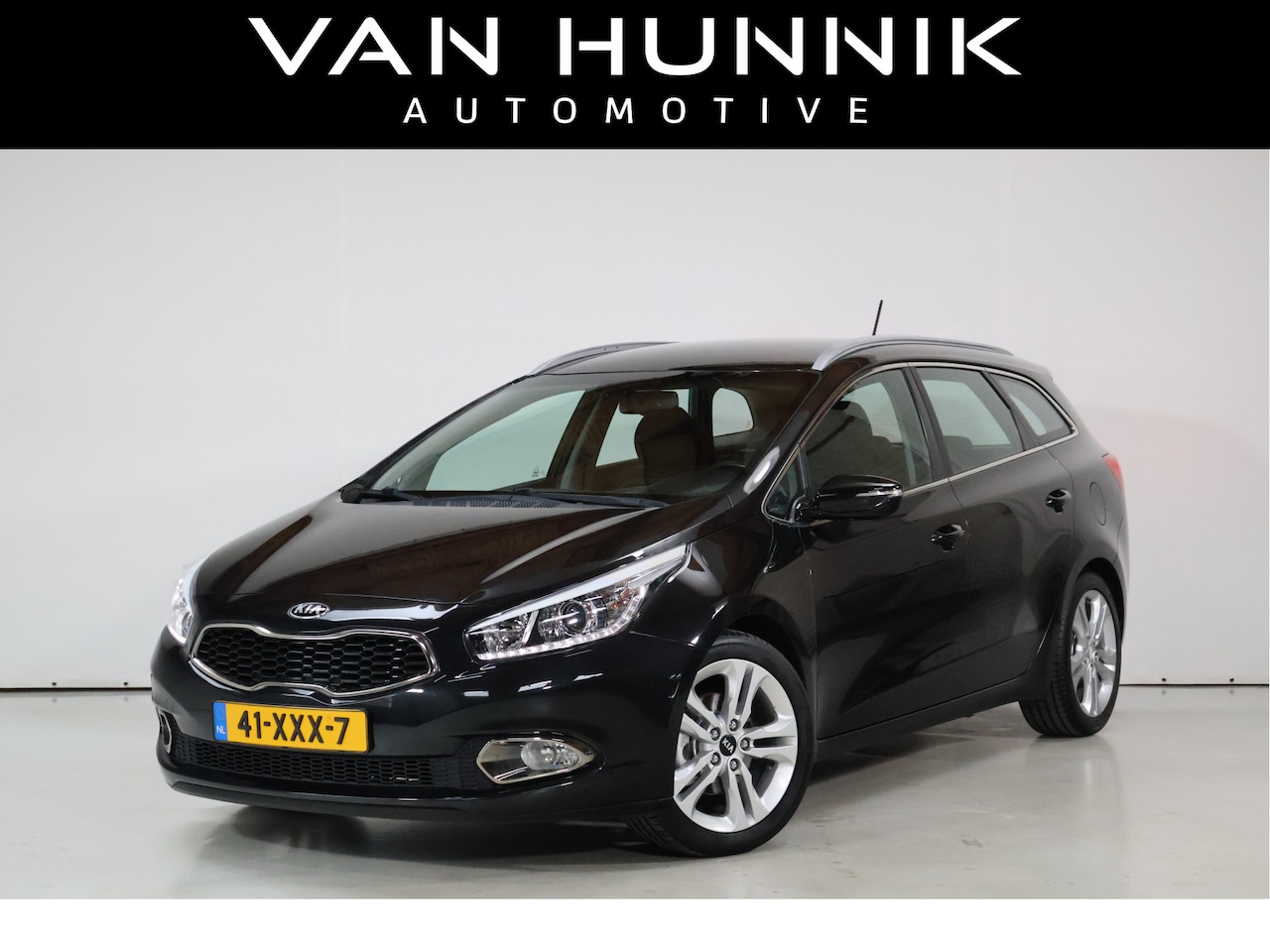 Kia Cee'd Sportswagon - 1.6 GDI Plus Pack | Trekhaak | Camera | Dealer Onderhouden - AutoWereld.nl