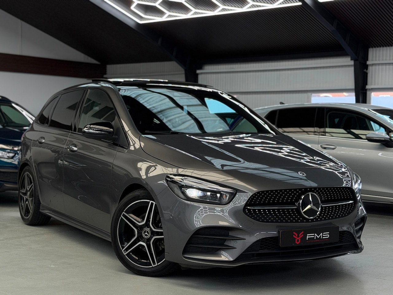 Mercedes-Benz B-klasse - B200 AMG Line Premium Plus - AutoWereld.nl