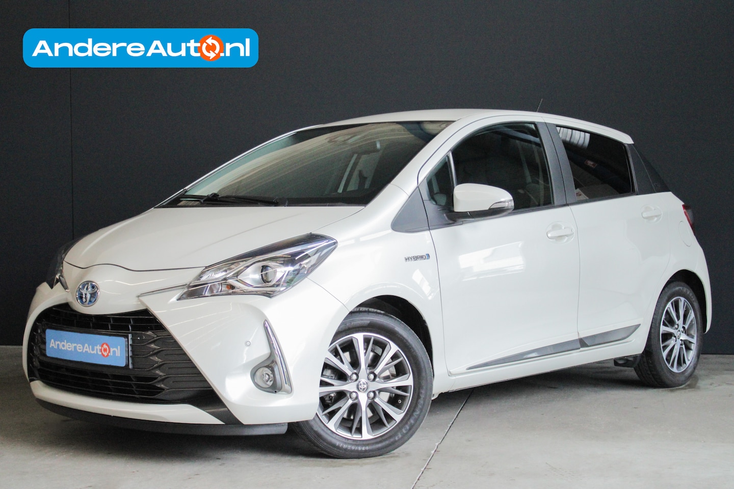 Toyota Yaris - 1.5 Hybrid Y20 |Apple/Android|cruise control|keyless|stoelverwarming| - AutoWereld.nl