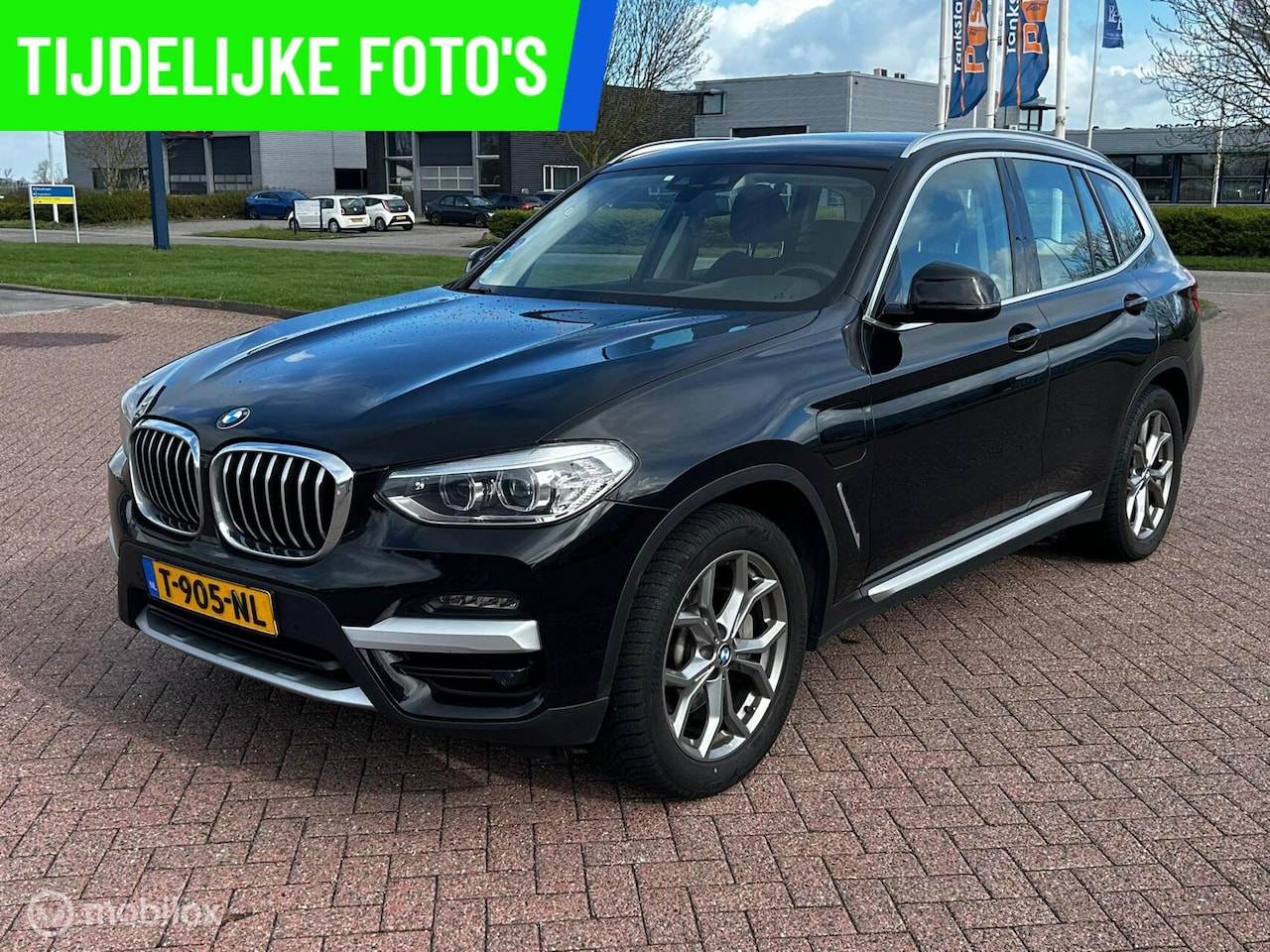 BMW X3 - xDrive30e High Exe Schwarz ll Live Cockpit H/K Trekhaak - AutoWereld.nl