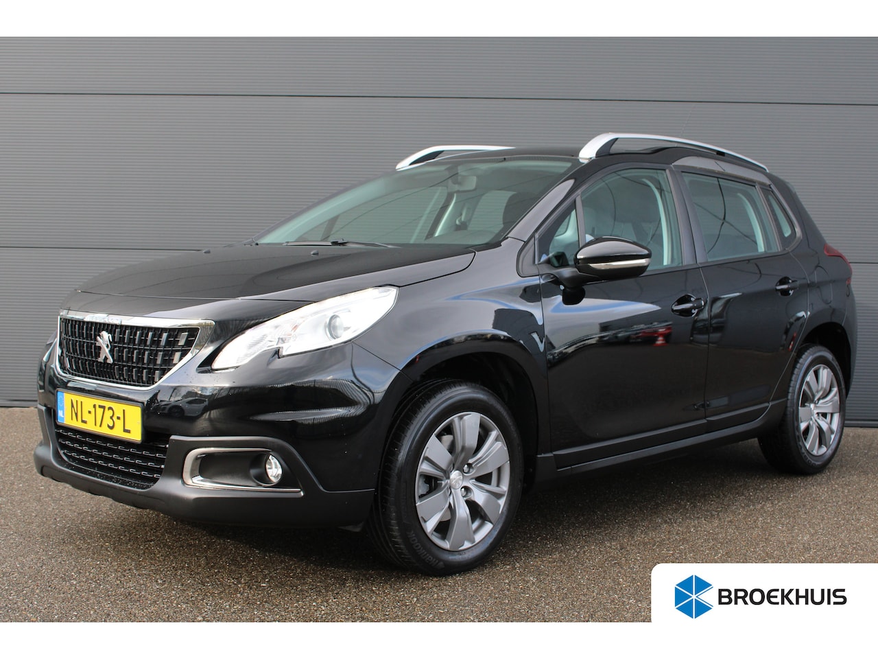 Peugeot 2008 - 1.2 PureTech Blue Lion | Navigatie | Panoramadak | Parkeersensoren | Lichtmetaal | 1e Eige - AutoWereld.nl