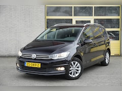 Volkswagen Touran - 1.0 TSI Highline 7-Persoons BJ2019 Lmv 16" | Led | Pdc | Elek. achterklep | Achteruitrijca