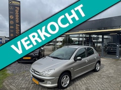 Peugeot 206 - 1.4 Forever|Airco|Elekt.Ramen