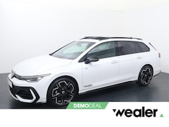 Volkswagen Golf Variant - R-Line-Edition 1.5 eTSI 85 kW / 116 pk Variant 7 v ersn. DSG | Panoramadak | Black Style |