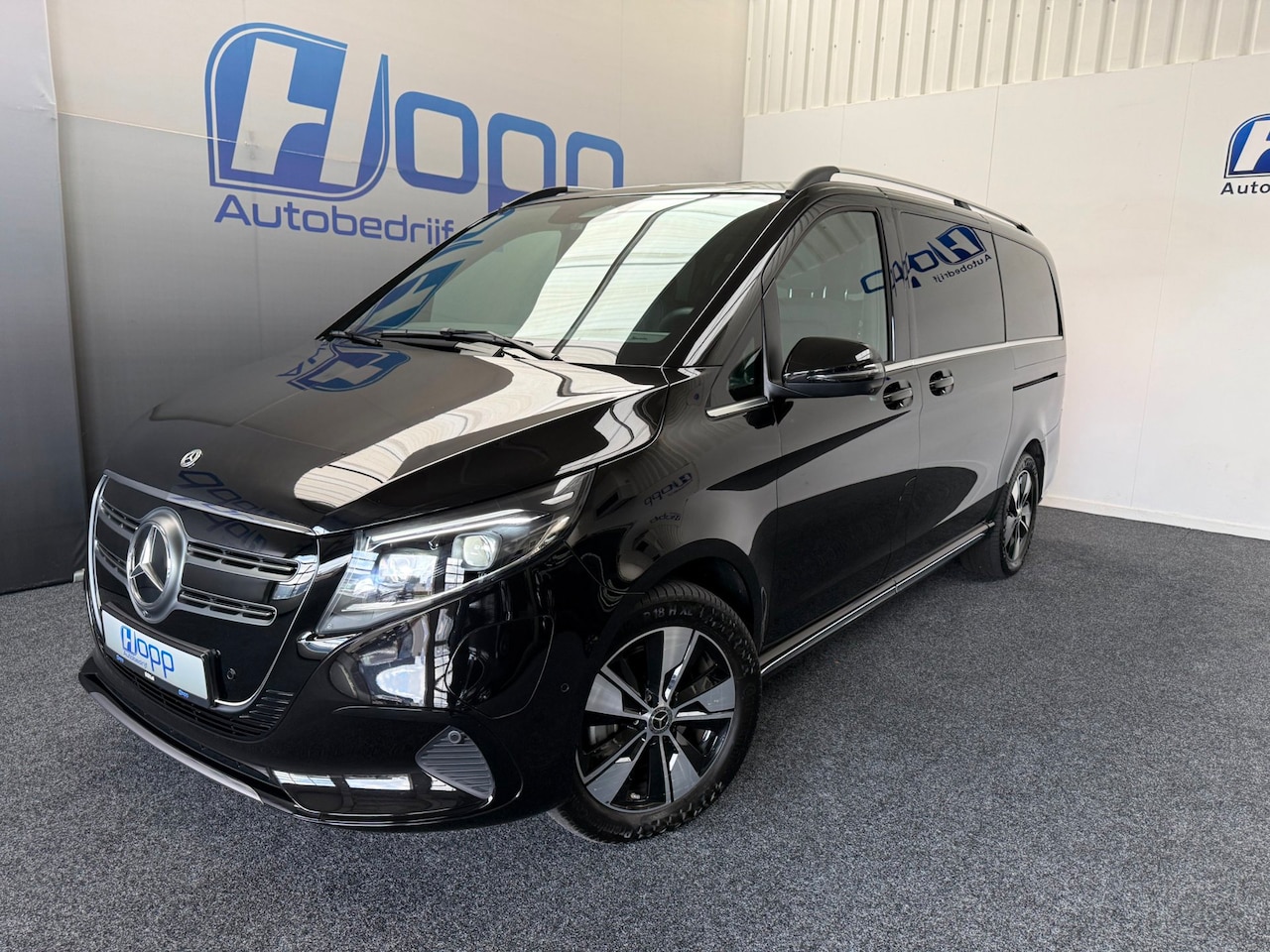 Mercedes-Benz EQV - 300 L2 - 8-pers AMG Facelift model - Exterieur - 360 - Elec. deuren - Leer - Vol Opties - - AutoWereld.nl