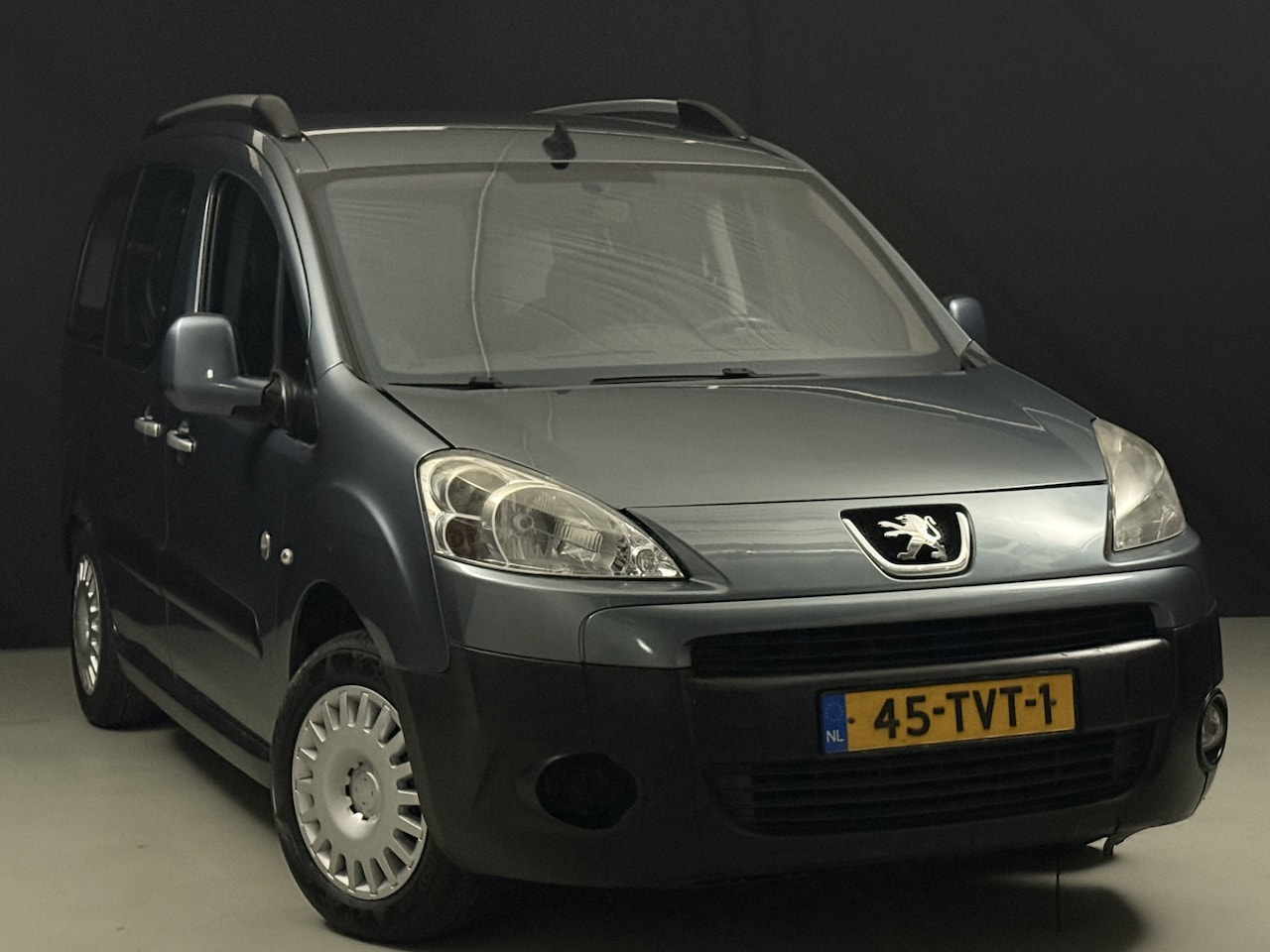 Peugeot Partner Tepee - 1.6 VTi Outdoor BENZINE*GEELKENTEKEN - AutoWereld.nl