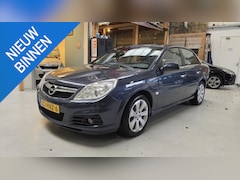 Opel Vectra - 1.8-16V Executive Navi, Leer, Clima, Trekhaak, NAP, LMV,