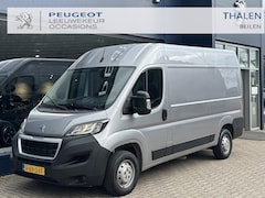 Peugeot Boxer - 2.2 BlueHDi 140 PK L2H2 | 1e Eigenaarsauto met slechts 16.600 KM | 3-Zits | Trekhaak 2500