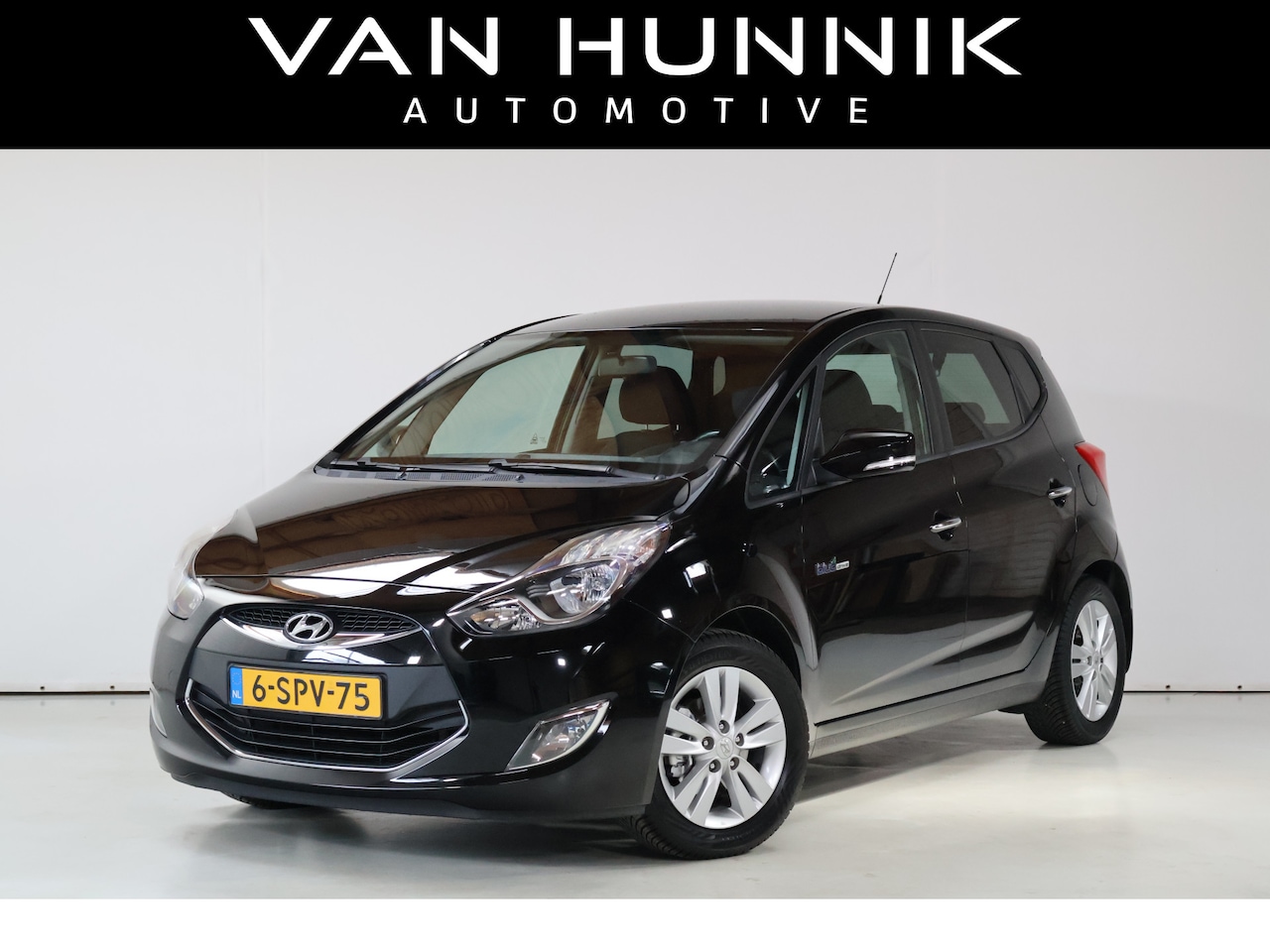 Hyundai ix20 - 1.4i i-Magine | Camera | Navi | Trekhaak | Bluetooth - AutoWereld.nl