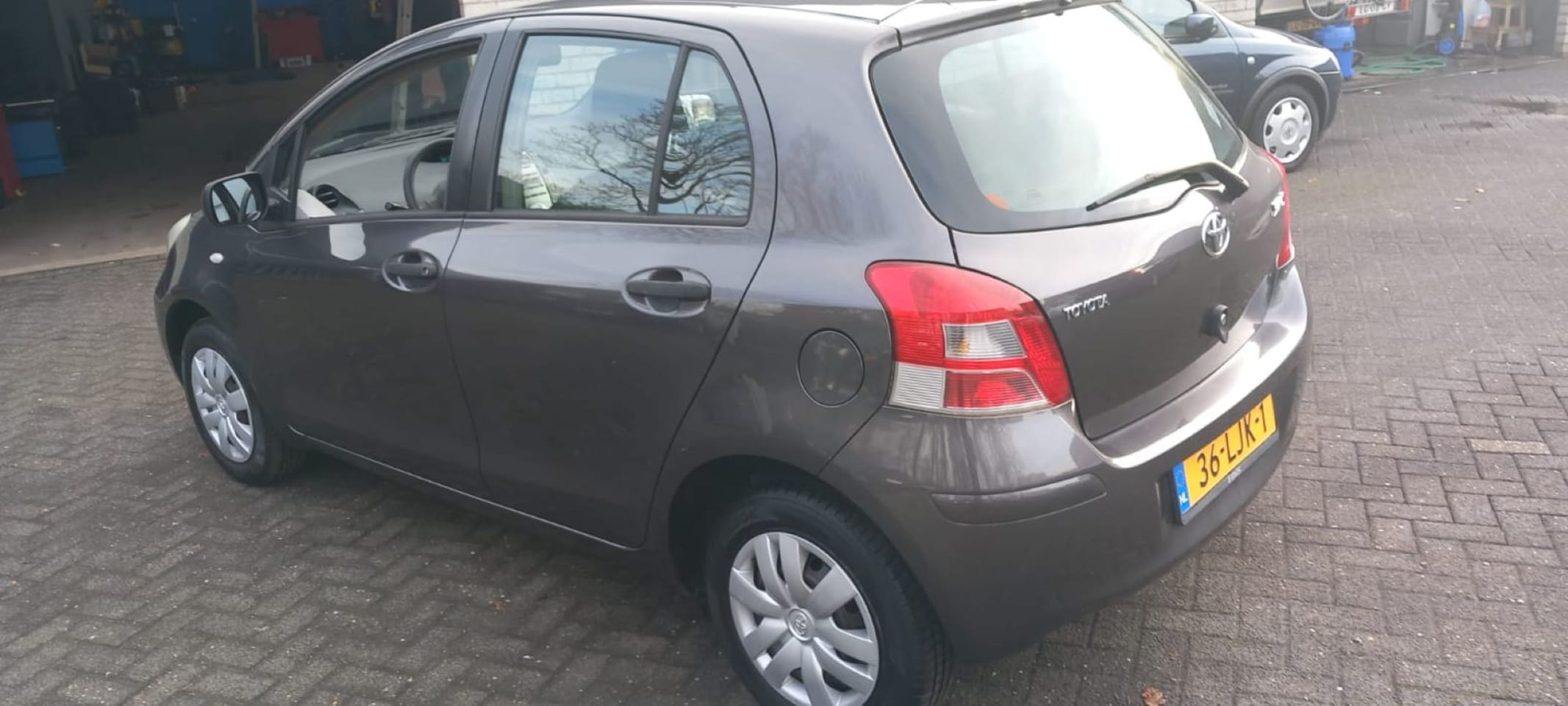 Toyota Yaris - 1.0 VVTi Acces