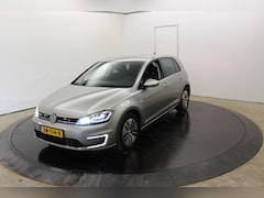Volkswagen e-Golf - 100KW 136PK SOH 100% Camera Warmtepomp Virtual Disc Pro Groot Navi Dodeh detectie