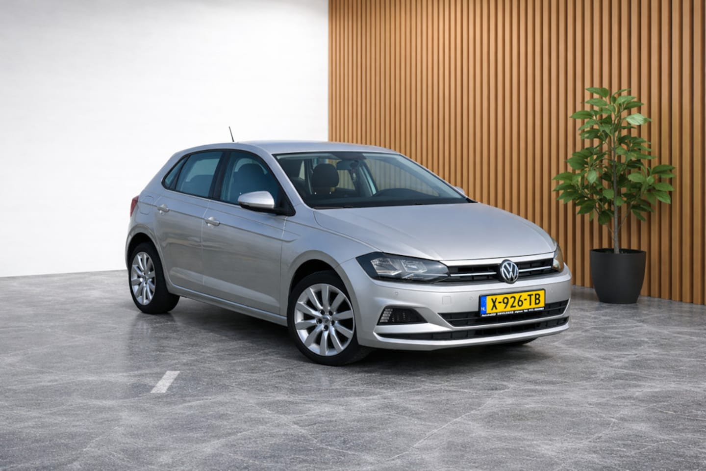 Volkswagen Polo - 1.0 MPI Comfortline ZUINIG! (AIRCO, CRUISE CONTROL, BLEUTOOTH, ELEKTRISCHE RAMEN, STUURBED - AutoWereld.nl