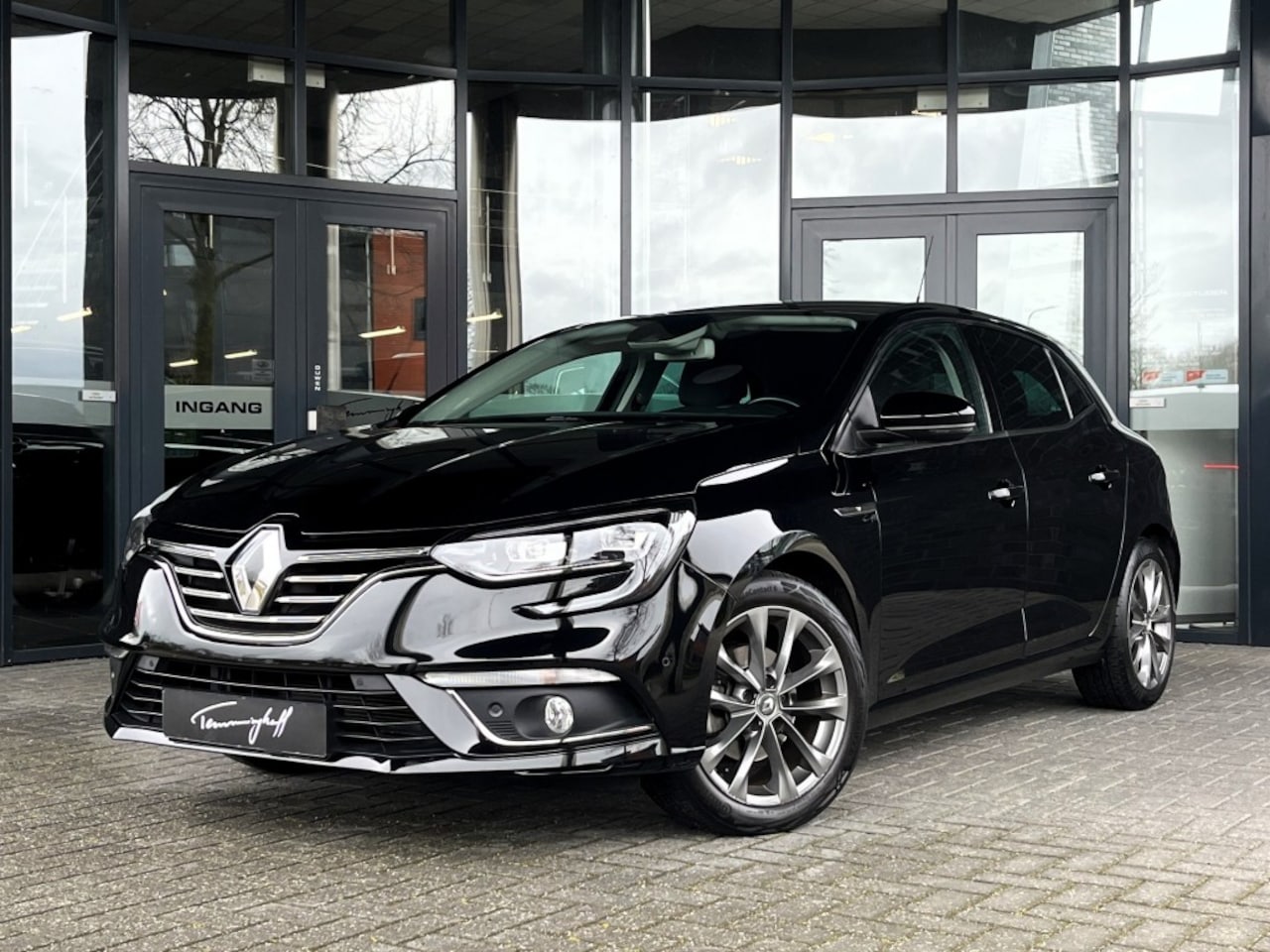 Renault Mégane - 1.2 TCE EXCLUSIV BOSE - LEDER - HEAD-UP - CAMERA - AutoWereld.nl