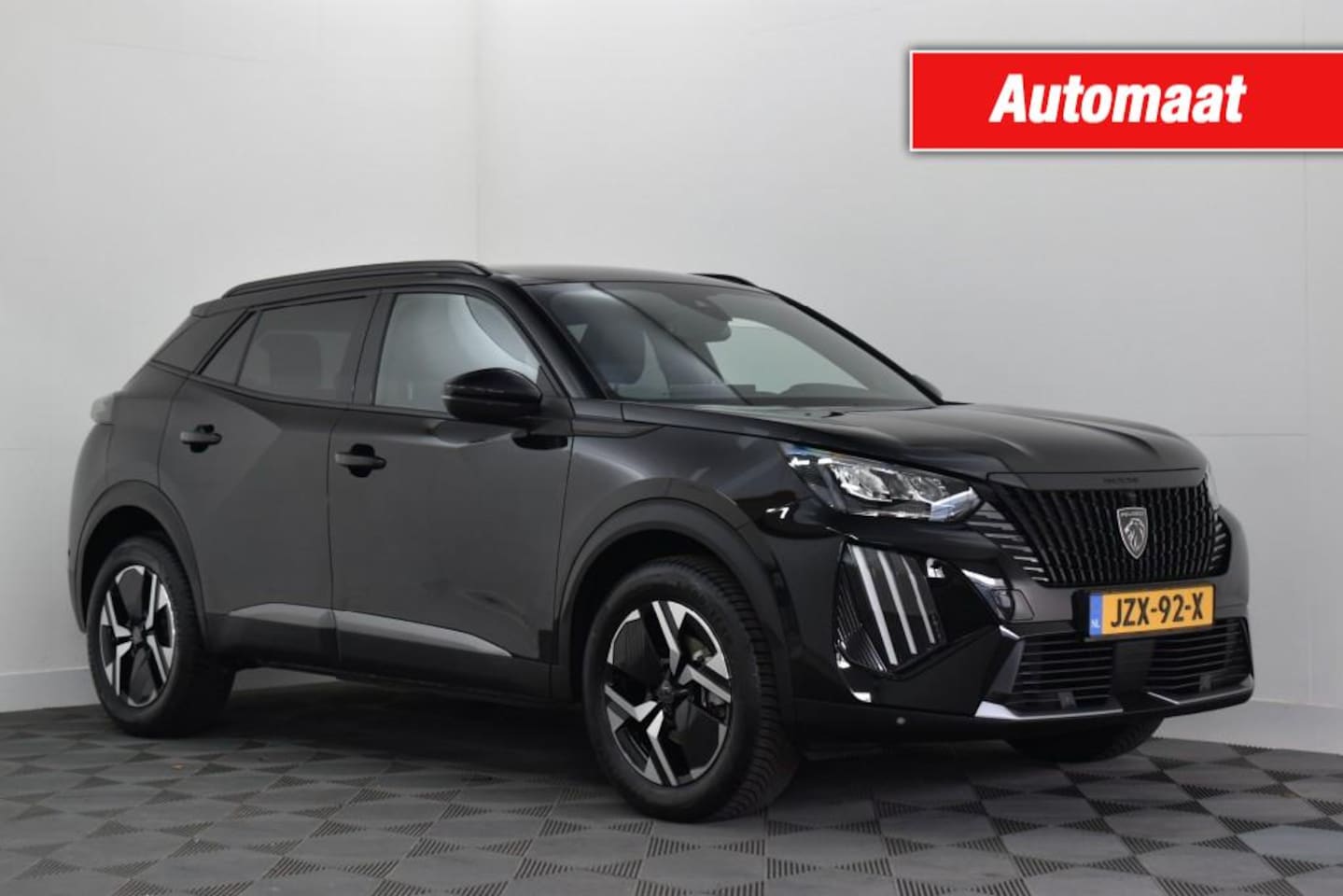 Peugeot 2008 - 1.2 Puretech 130PK ALLURE Automaat - AutoWereld.nl
