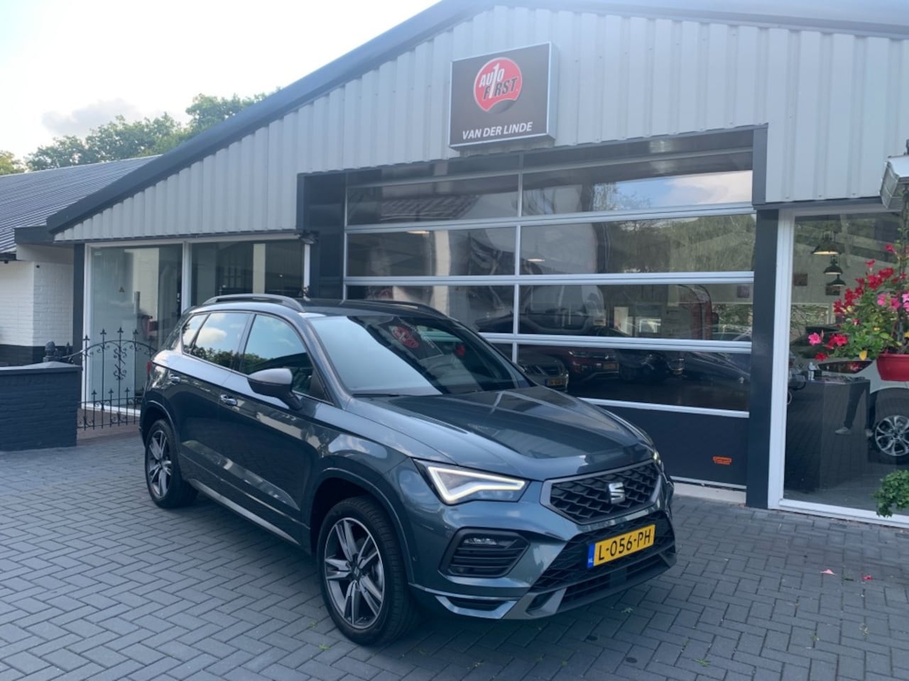 SEAT Ateca - 1.5 TSI FR Business Intense Cruise,Trekhaak, All-in prijs incl onderhoudsbeurt en apk - AutoWereld.nl