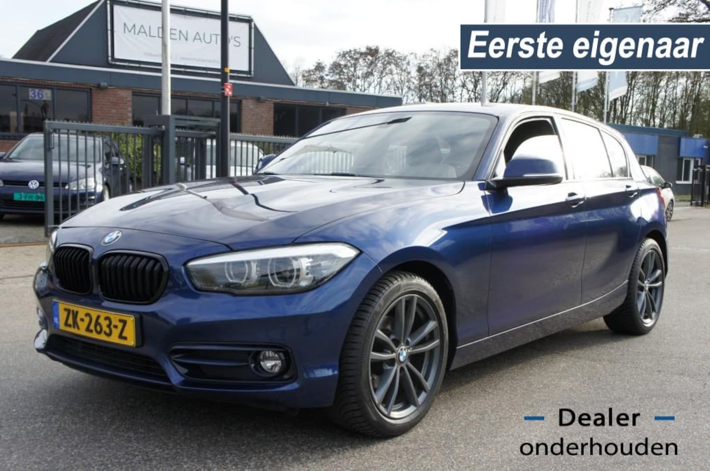 BMW 1-serie - 118I EDITION SPORT LINE SHADOW EXECUTIVE 1eEIG TREKHAAK/NAVI/LED  PERFECTESTAAT - AutoWereld.nl