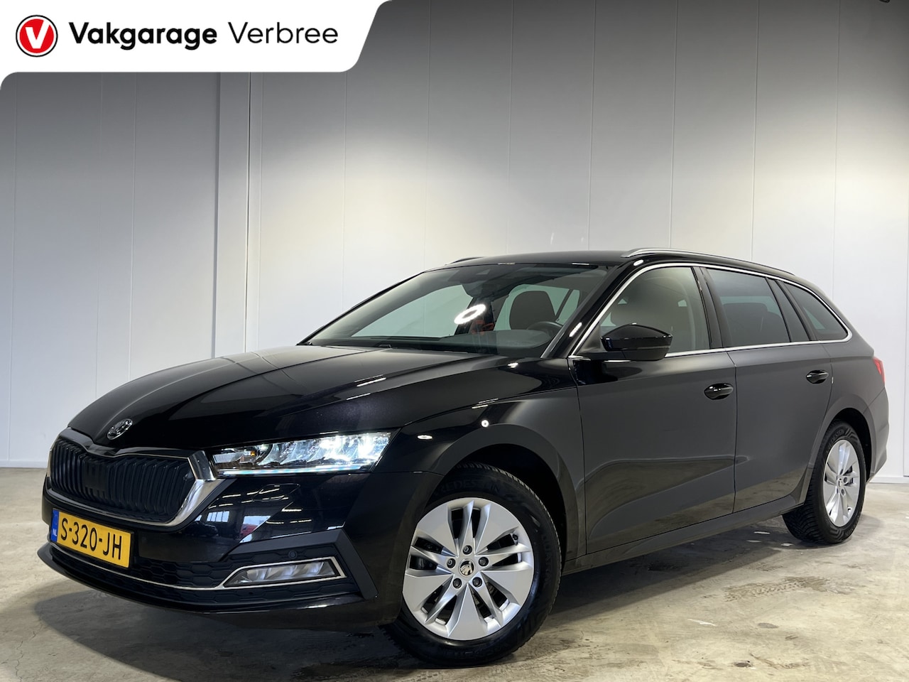 Skoda Octavia Combi - 1.0 TSI Ambition | Navigatie/Android/Apple Carplay | LM Velgen 16" | Voorstoelen Verwarmd - AutoWereld.nl