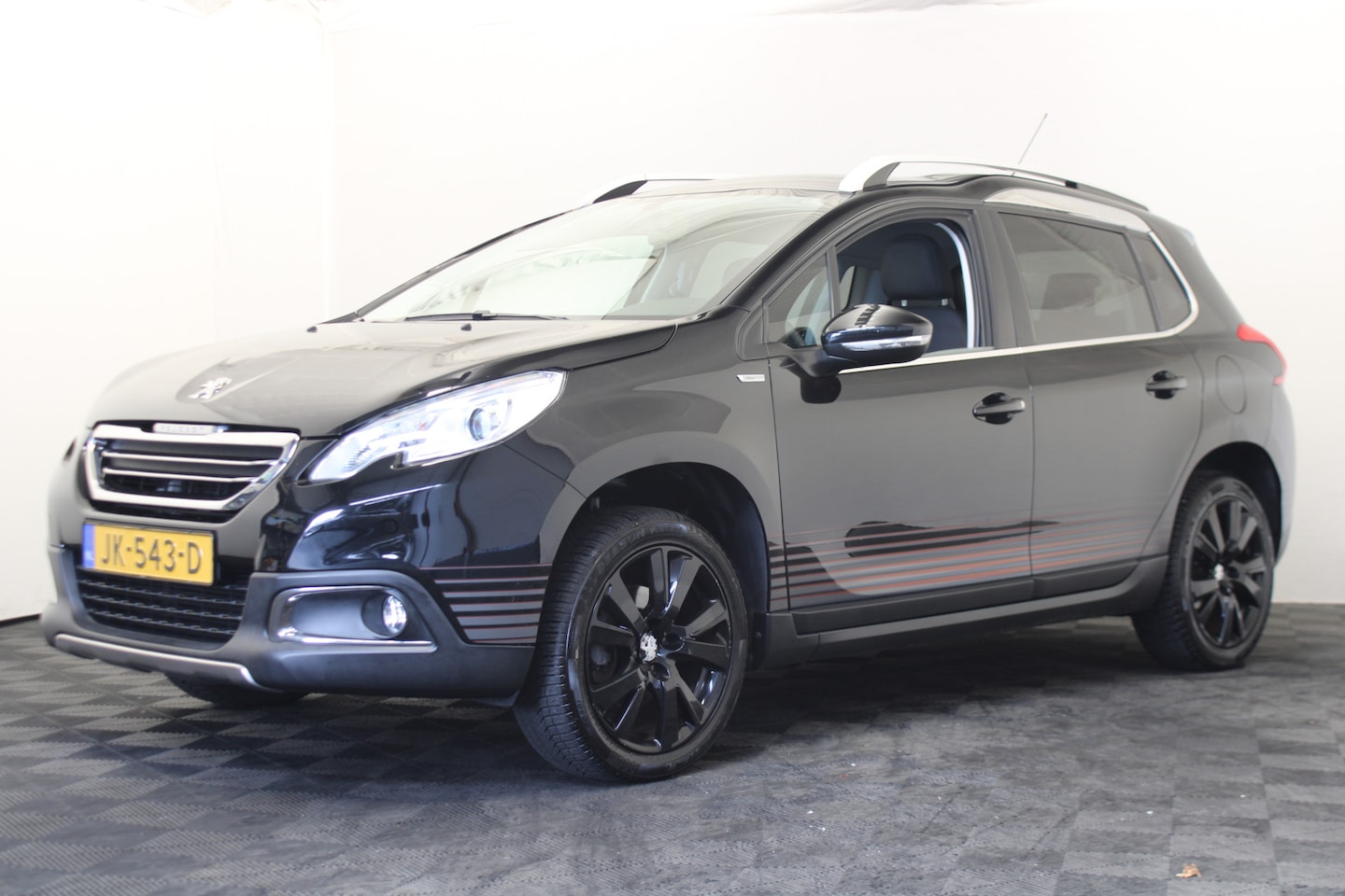 Peugeot 2008 - 1.2 PureTech Urban Cross |Navi|Trekhaak| - AutoWereld.nl