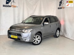 Mitsubishi Outlander - 2.0 PHEV Executive Edition|AUTOMAAT|NAP|PARK SENS|NAVI|AIRCO|