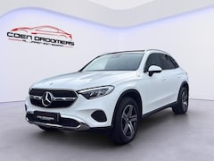 Mercedes-Benz GLC-klasse - 300e 4MATIC Luxury Line Panoramadak / Burmester / Sfeerverlichting / Achteruitrijcamera /