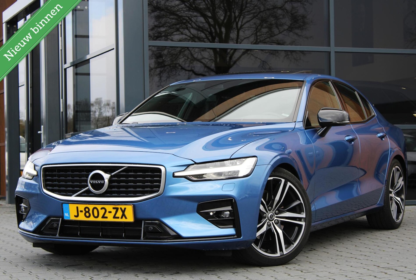Volvo S60 - 2.0 T4 R-Design | Pano | ACC | Harman/Kardon | Camera - AutoWereld.nl