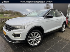 Volkswagen T-Roc - 1.5 TSI Sport Business R Trekhaak, Digitale Cockpit, Automaat, Achteruitrijcamera, Climate