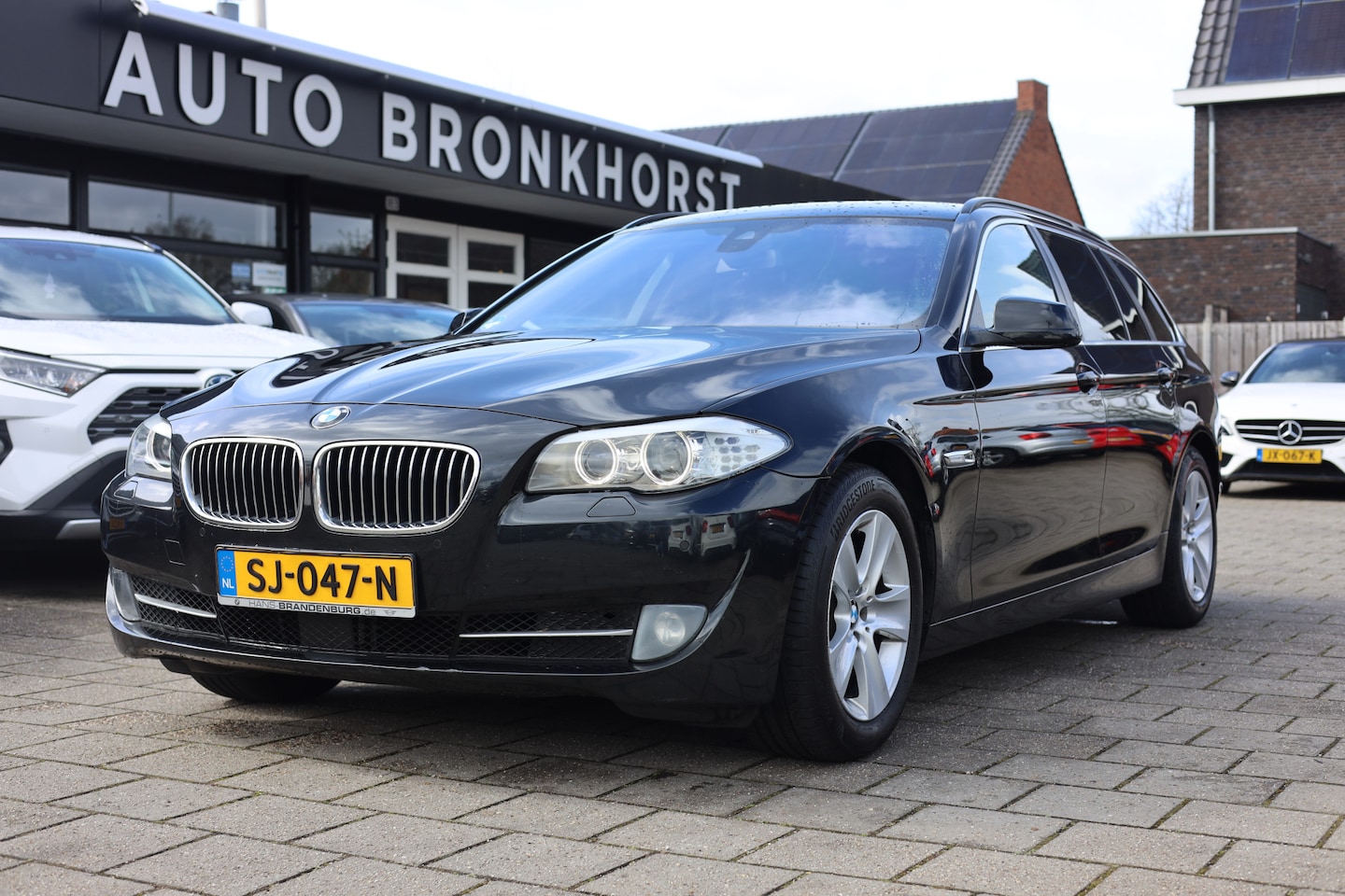 BMW 5-serie Touring - 520D EXECUTIVE | AUT | ACC | ECC | TREKHAAK - AutoWereld.nl