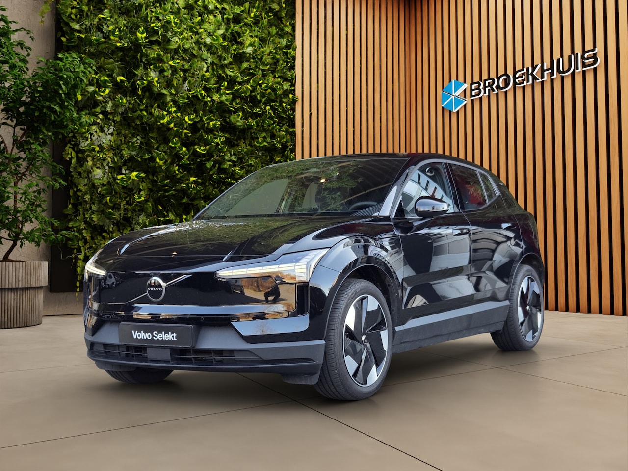 Volvo EX30 - Single Motor Extended Range Plus 69 kWh | Stuur/stoelverwarming | Harman/Kardon | Pilot As - AutoWereld.nl