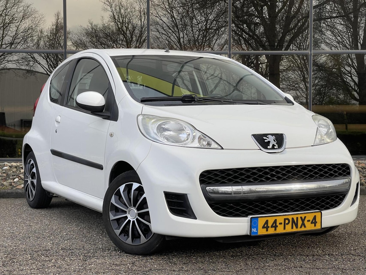 Peugeot 107 - 1.0 AUT | 1e eigenaar | Airco | Nieuwe APK | - AutoWereld.nl