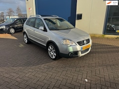 Volkswagen Polo - 1.4-16V Cross