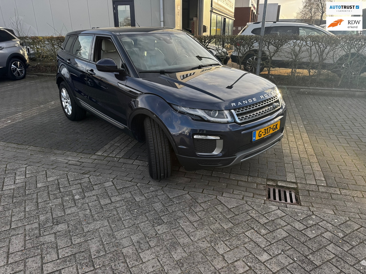 Land Rover Range Rover Evoque - 2.0 TD4 SE Dynamic 2.0 TD4 SE Dynamic - AutoWereld.nl