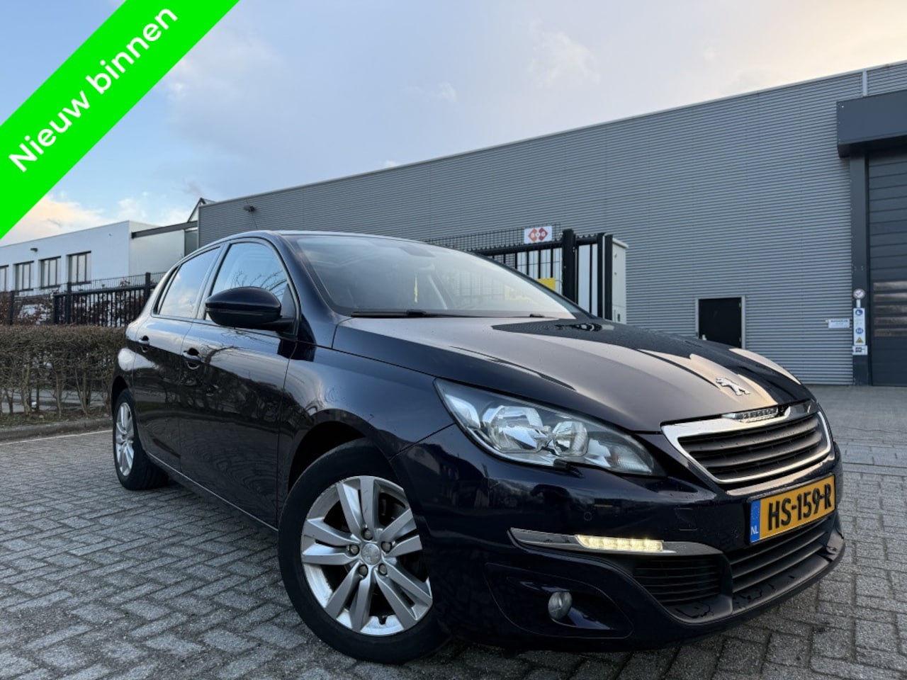 Peugeot 308 - 1.6 BlueHDi Clima Parkeersensor Panoramadak - AutoWereld.nl