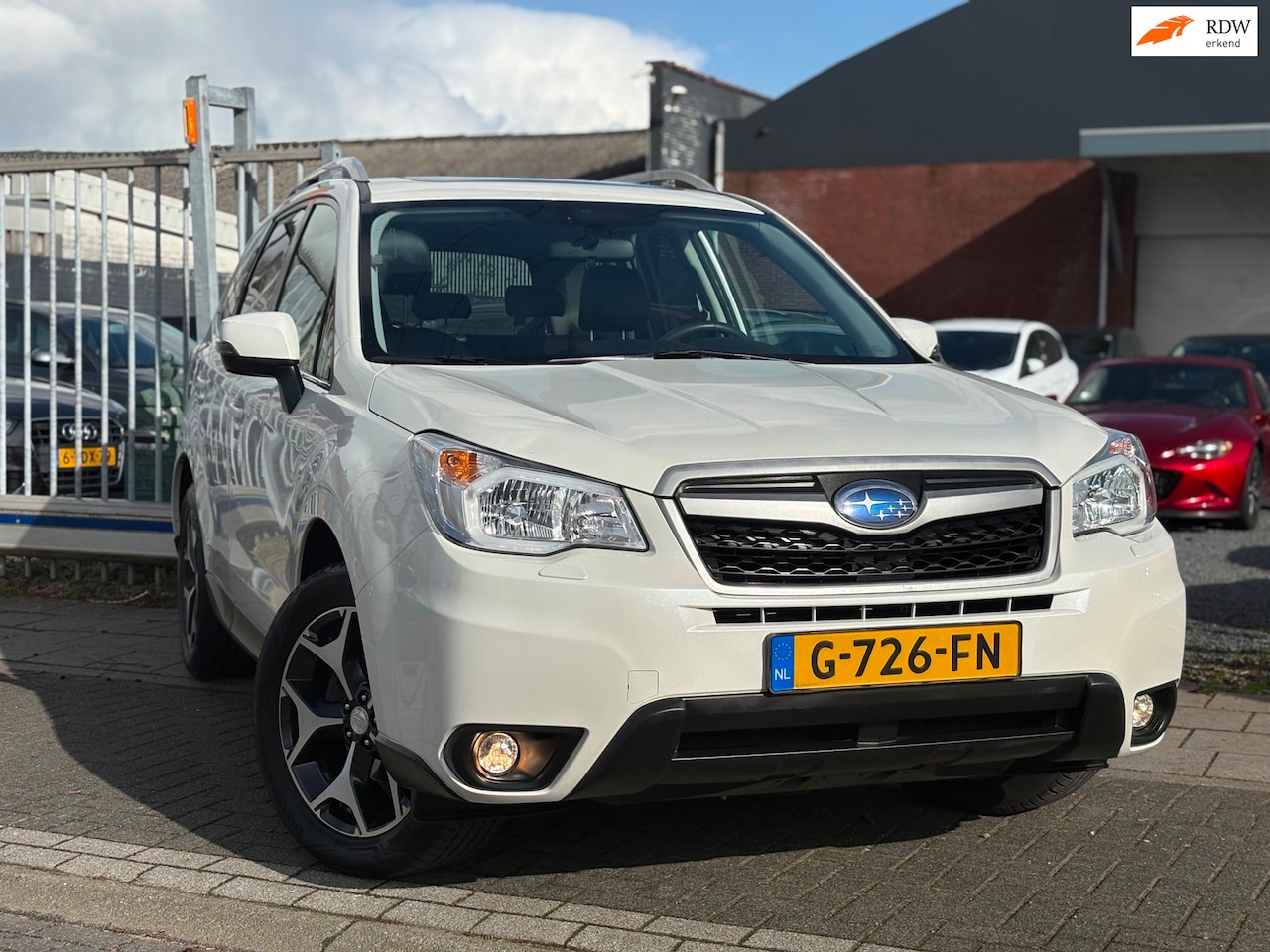 Subaru Forester - 2.0 Platinum | Panoramadak | Lederen bekleding | A.Camera | Automaat | - AutoWereld.nl