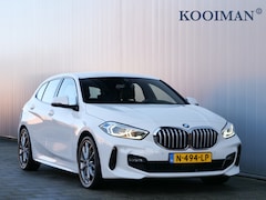 BMW 1-serie - 118i High Executive 136 Pk Automaat Navi / Apple Carplay / DAB / PDC / M-pakket / Trekhaak