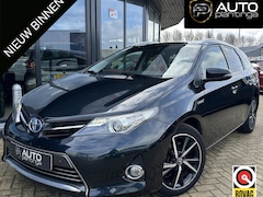 Toyota Auris Touring Sports - 1.8 Hybrid Executive | BOMVOL | PANO | Volledige Onderhoudshistorie | 2e Eigenaar | Nette