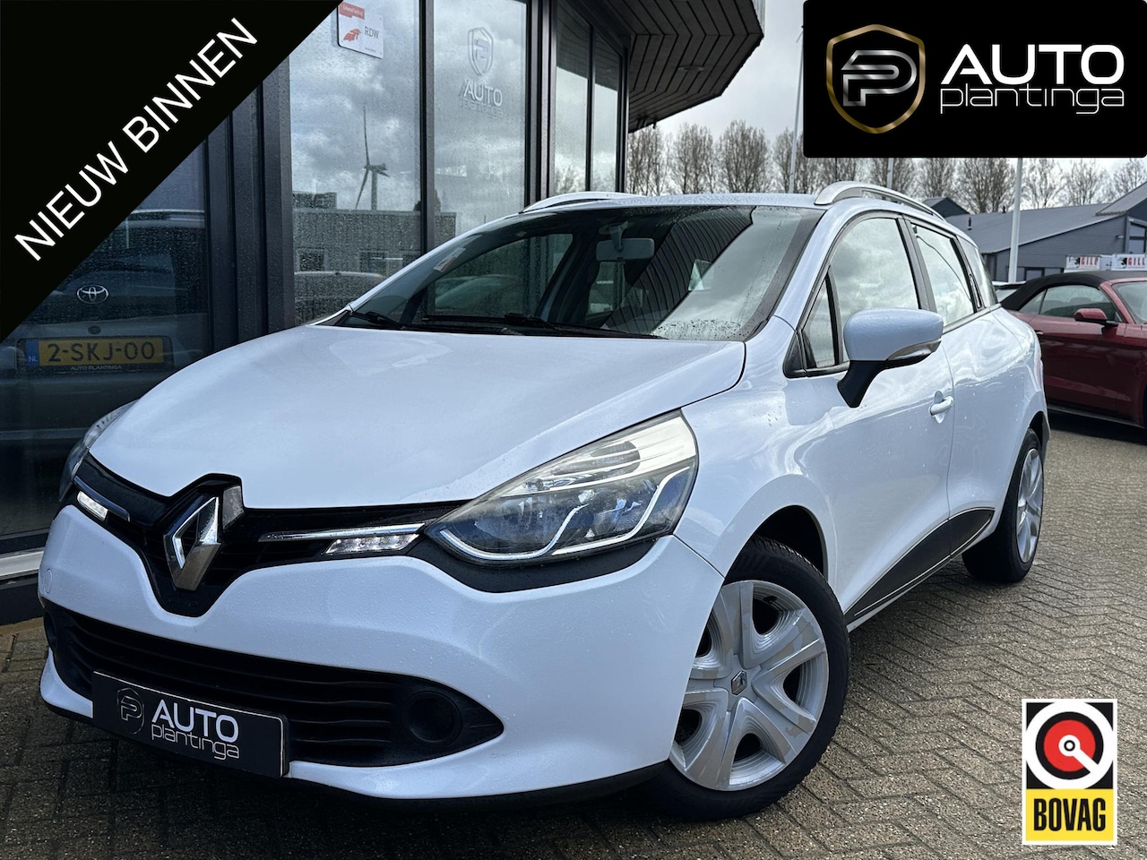 Renault Clio Estate - 1.5 dCi ECO Authentique 90PK | Navigatie | Airco | Cruise Control | 2 Sleutels | APK tot 2 - AutoWereld.nl