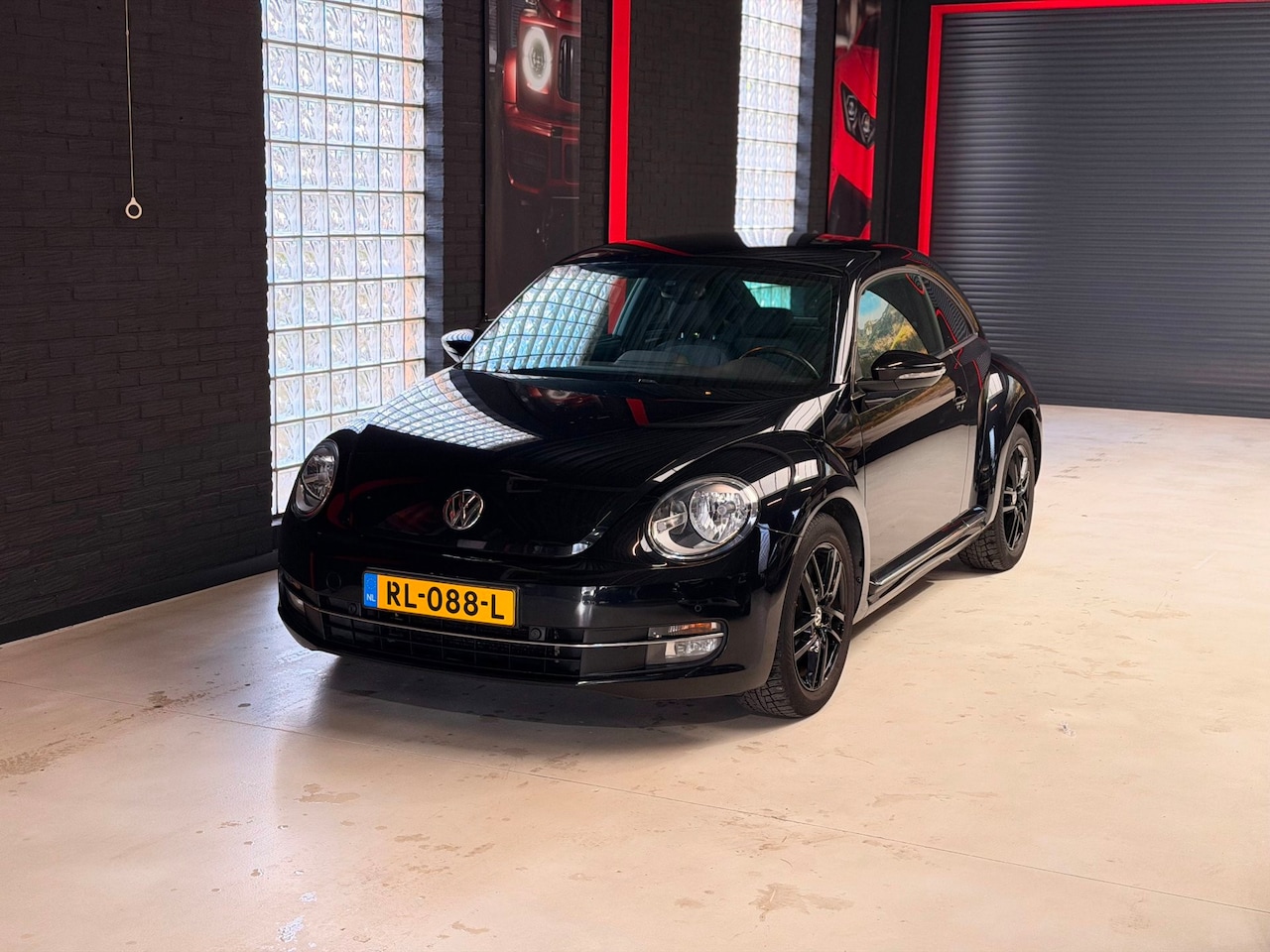 Volkswagen Beetle - 1.2 TSI Design|NAVI|FENDERSOUND|PDC|CRUISE - AutoWereld.nl
