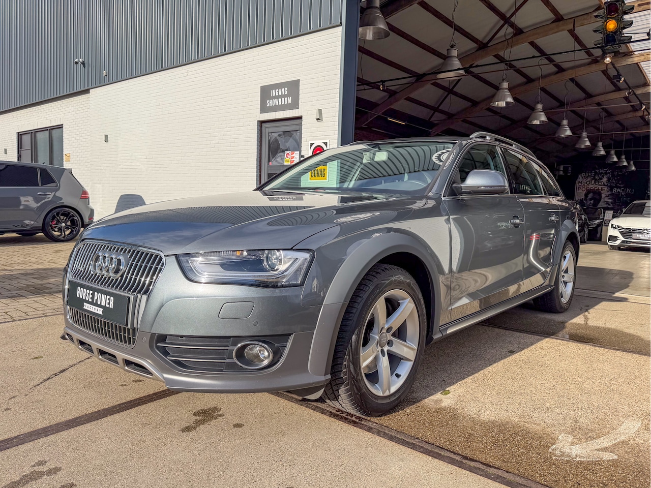 Audi A4 allroad quattro - 2.0 TFSI Pro Line *1ste eig | Leder | Trekhaak | LED | Navi | Clima | Cruise | Stoelverwar - AutoWereld.nl