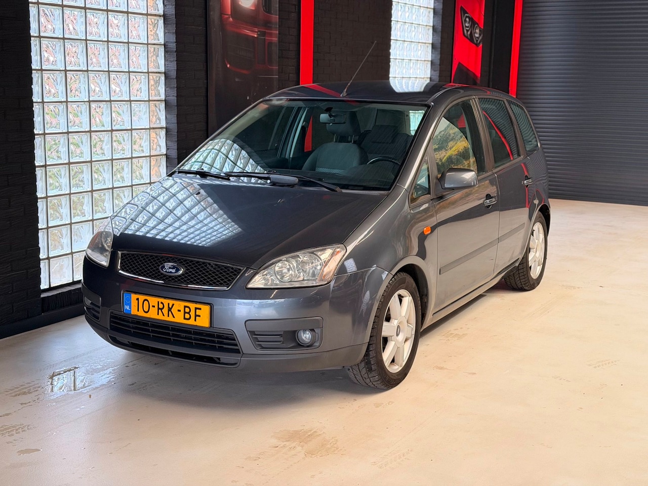 Ford Focus C-Max - 1.6-16V Futura | EXPORT | AIRCO - AutoWereld.nl