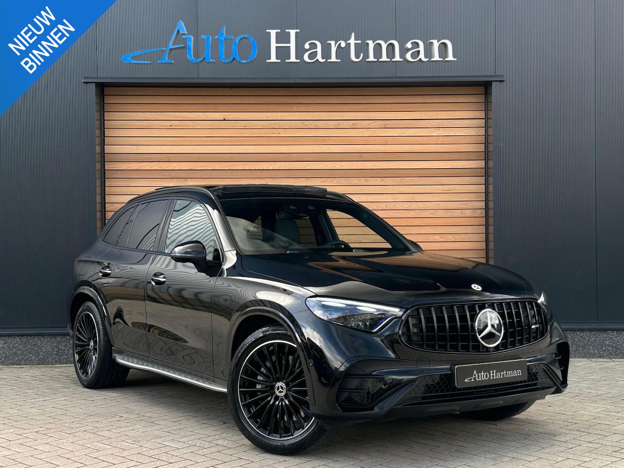 Mercedes-Benz GLC-klasse - 300e 4MATIC AMG Business PANO|BURMESTER3D|AIRMATIC|4WIELBESTURING|HEAD-UP - AutoWereld.nl