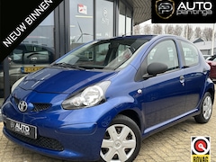 Toyota Aygo - 1.0-12V Nette Staat | 5 Deurs | 2 Sleutels | APK tot 25-10-2026 |