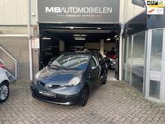 Toyota Aygo - 1.0-12V +/5 Deurs/Automaat/1 JR-Apk/Nap/Nieuwe Koppeling