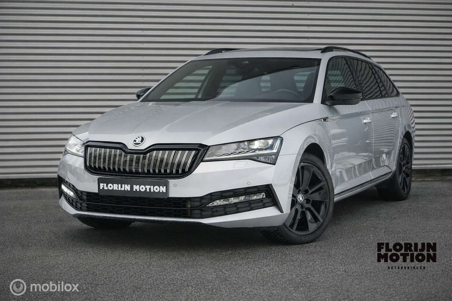 Skoda Superb Combi - 1.4 TSI iV Sportline Business 1.4 TSI iV Sportline Business - AutoWereld.nl