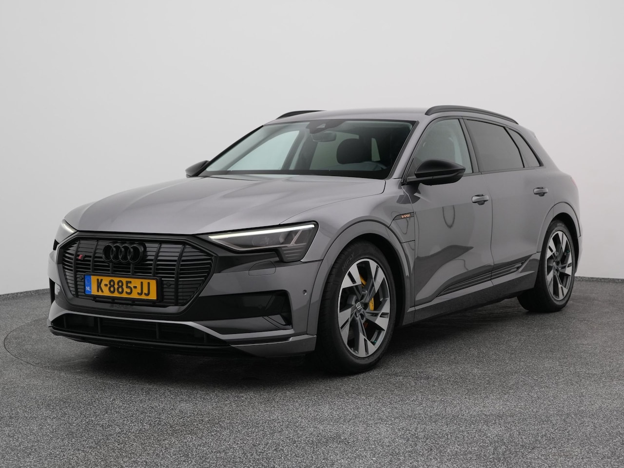Audi e-tron - 50 quattro Business edition 71 kWh | NAVI | LUCHTVERING - AutoWereld.nl