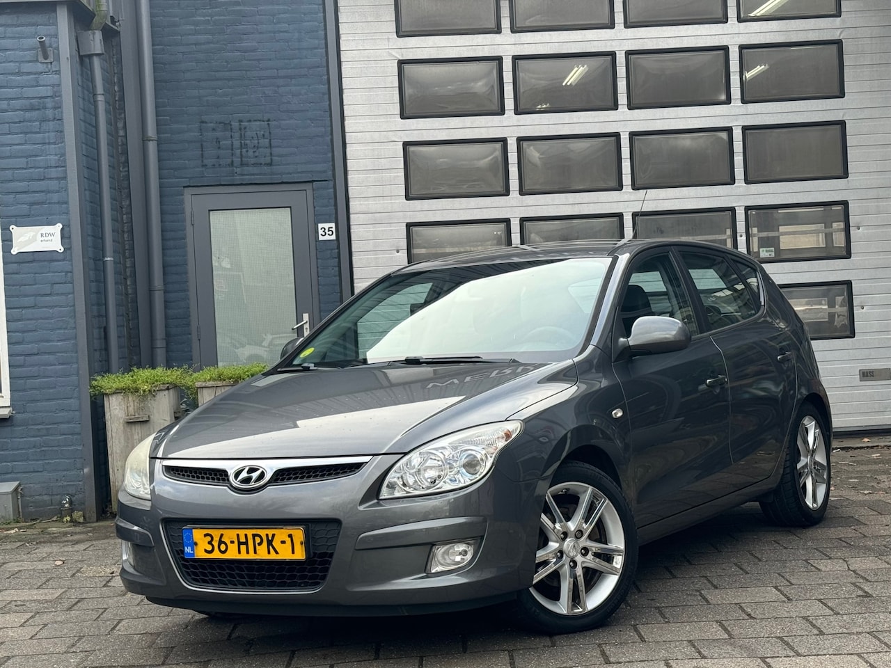 Hyundai i30 - 1.6i i-Catcher | Clima | Cruise | Leer | LMV - AutoWereld.nl