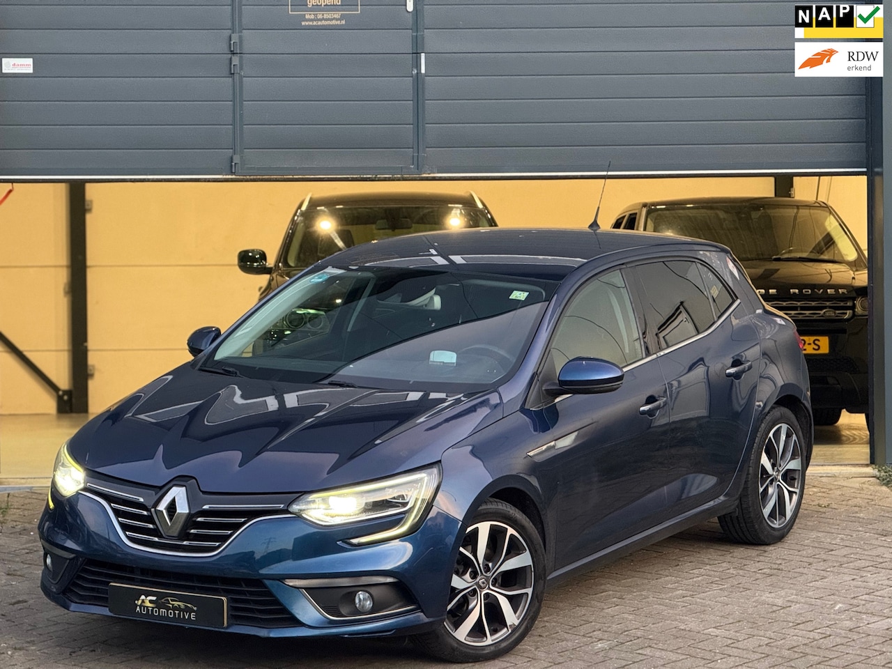 Renault Mégane - 1.2 TCe Bose Leder/Head-Up/Xenon - AutoWereld.nl