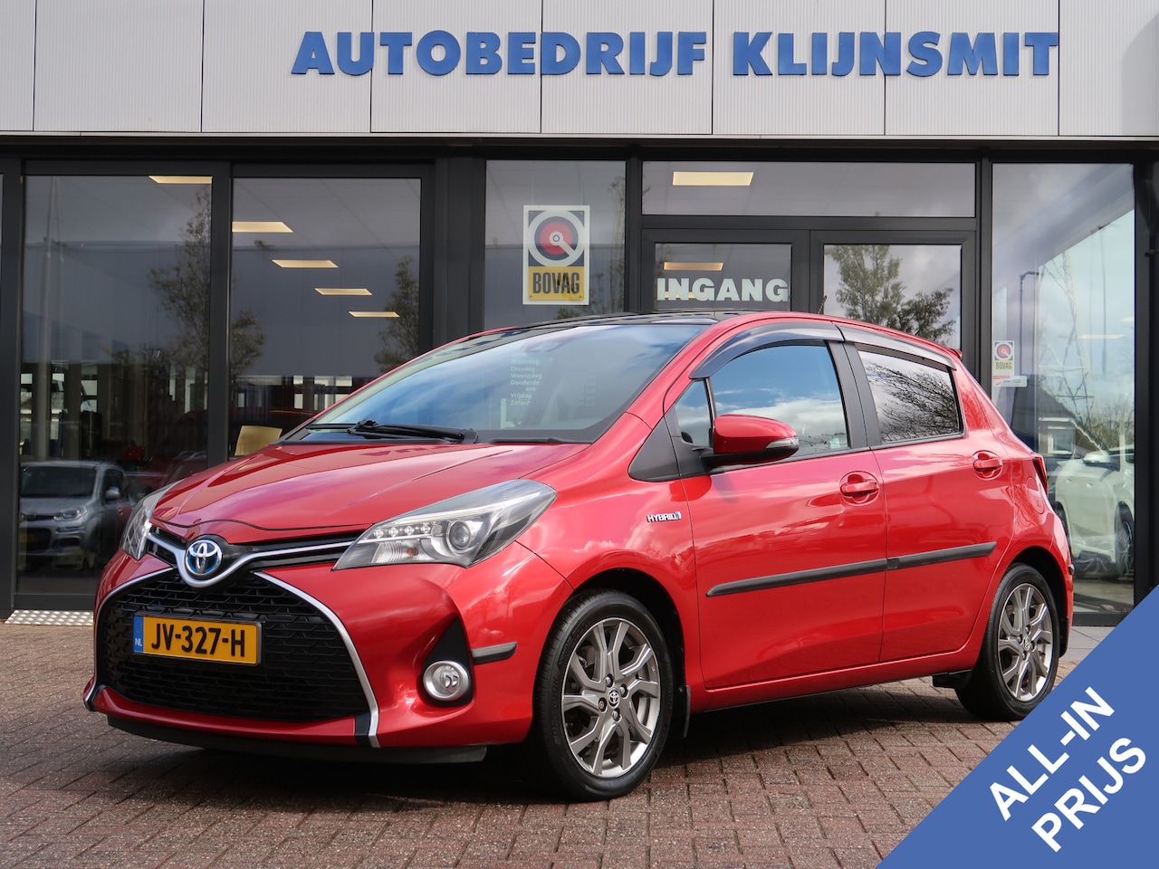 Toyota Yaris - 1.5 Hybrid Dynamic | panoramadak | cruise control | navigatie | camera | - AutoWereld.nl