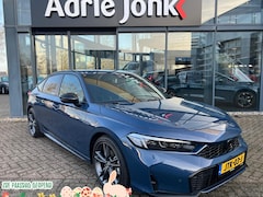 Honda Civic - 2.0 e:HEV Sport | DEMO | FULL HYBRID | 18 INCH | APPLE & ANROID AUTO | CAMERA | STUUR + ST